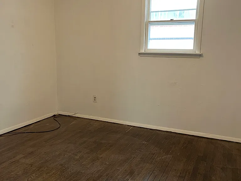 929 Rutger St #2R — Photo 5