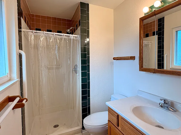 1408 Brookfield Dr — Photo 5