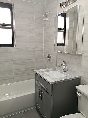 4th image of 47-55 39th Pl #2F