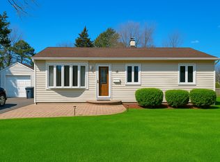 1029 Merriam Rd, Bay Shore, NY 11706