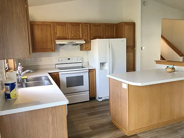 6133 Jeffers Dr — Photo 5