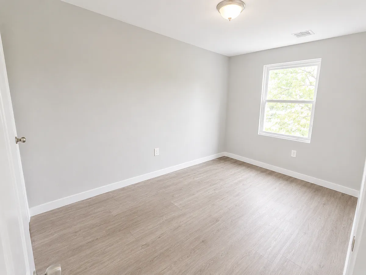 Building Photo - 231 Alexander St #1F