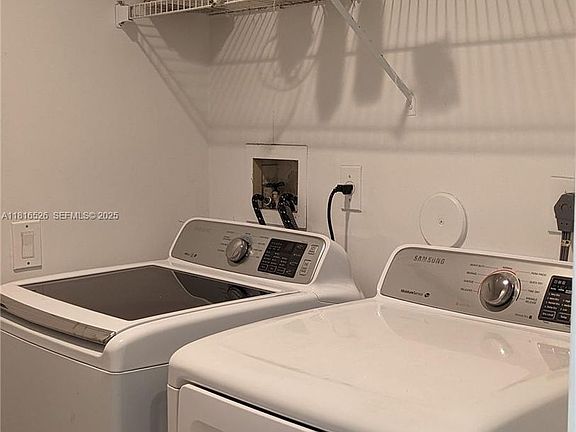 2nd image of 876 Sand Creek Cir #0