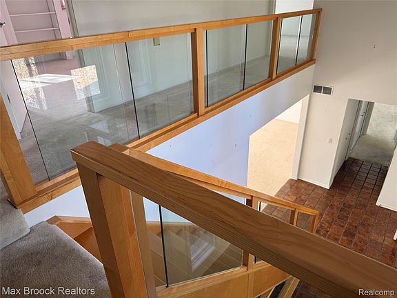 2nd image of 4623 Patrick Rd