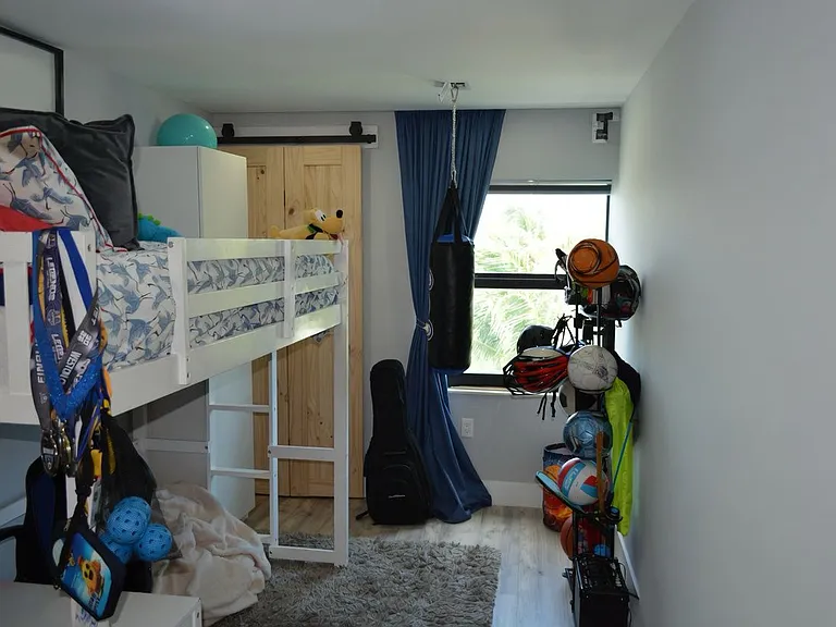 550 Ocean Dr #5D — Photo 20