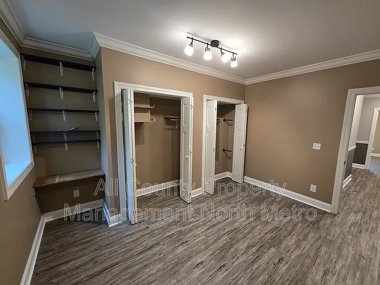 545 Lakeview Dr #B — Photo 13