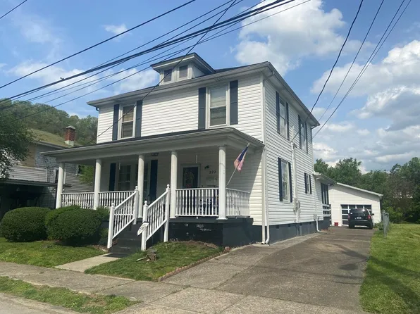 222 Frank St, Paintsville, KY 41240