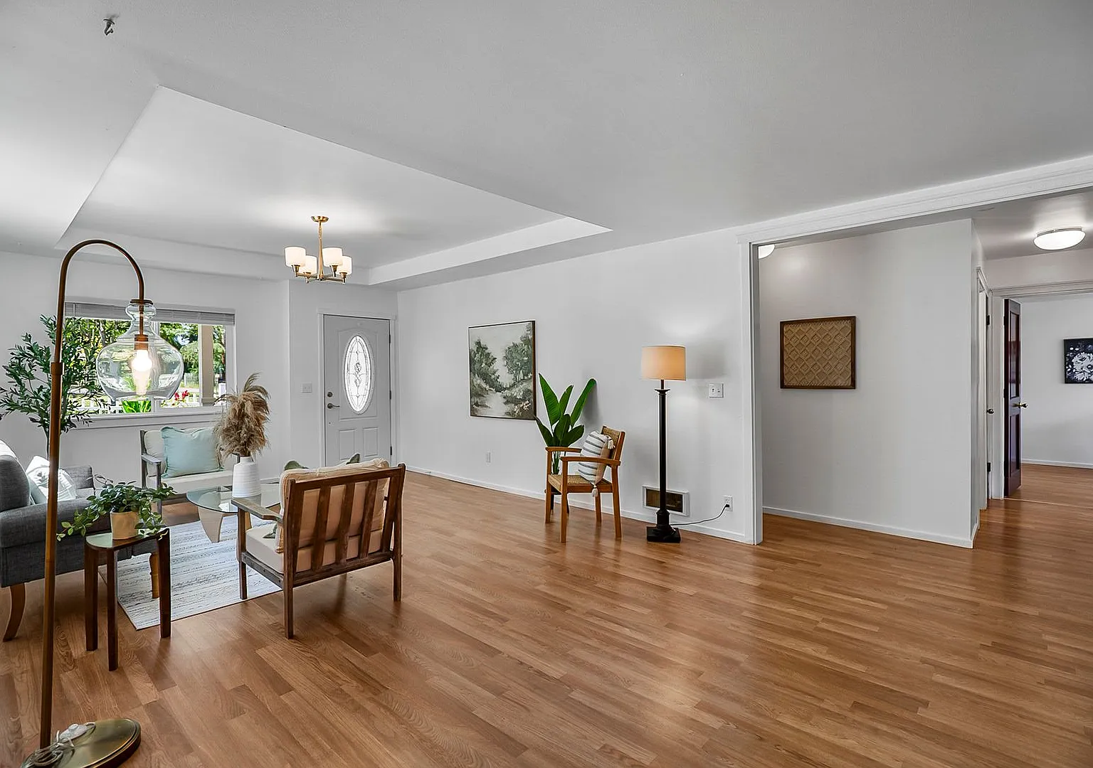 Desirable Pinehurst Neighborhood Everett — Photo 2