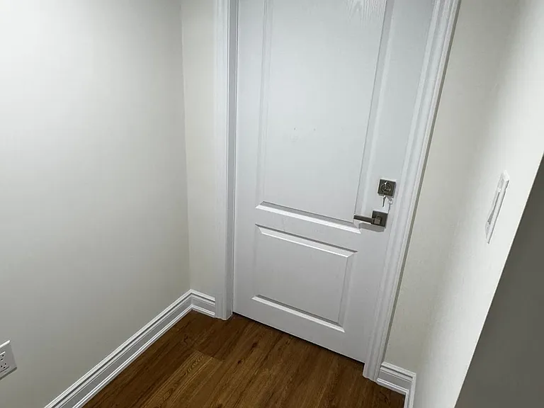 204 Ronald Guscott St — Photo 6