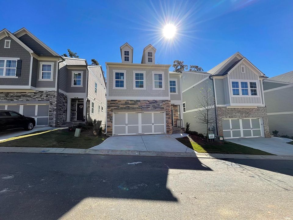 1st image of 661 Crosshaven Dr