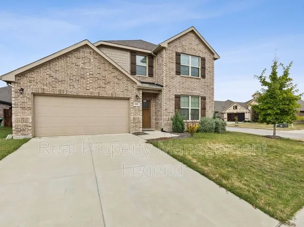 1833 Meadow Trail Ln, Aubrey, TX 76227