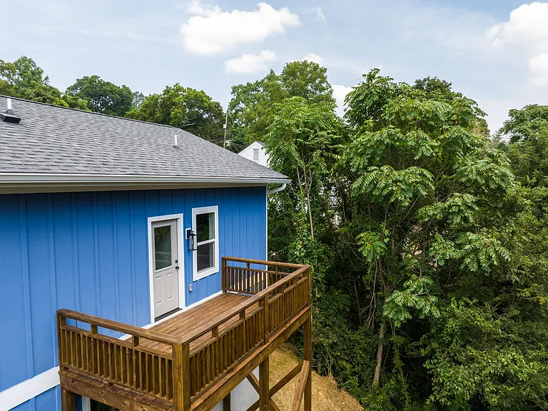 406 N Seminole Dr #102 — Photo 7