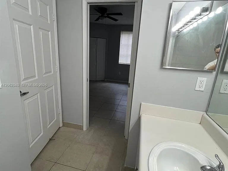 8020 N Nob Hill Rd #102 — Photo 8
