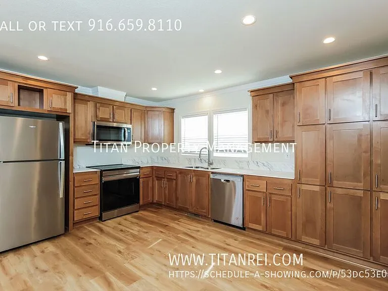 433 Colin Kelly Dr — Photo 4