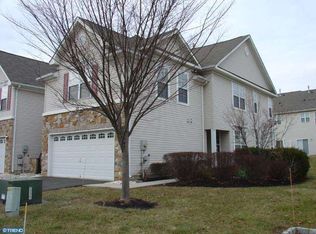 37 Sutton Ct, Pennington, NJ 08534