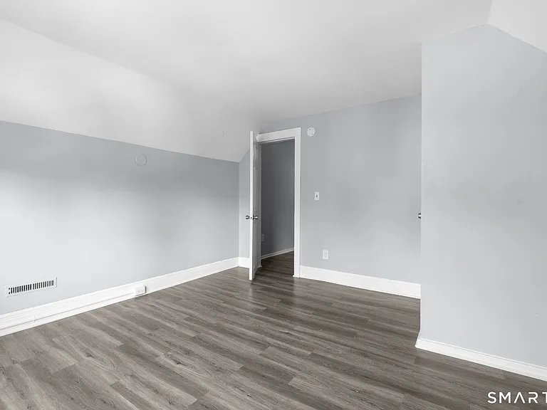 165 Starr St #2 — Photo 23