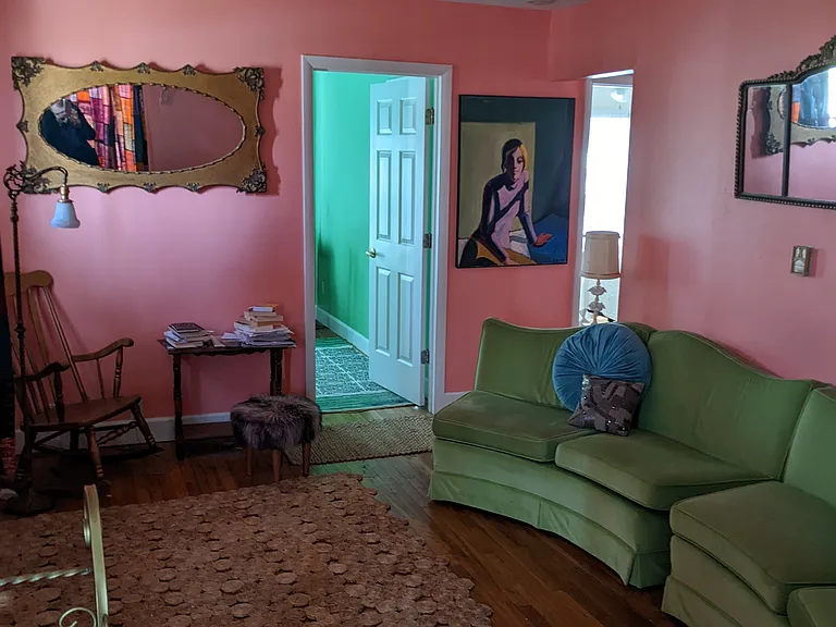 415 S 1st Ave — Photo 2