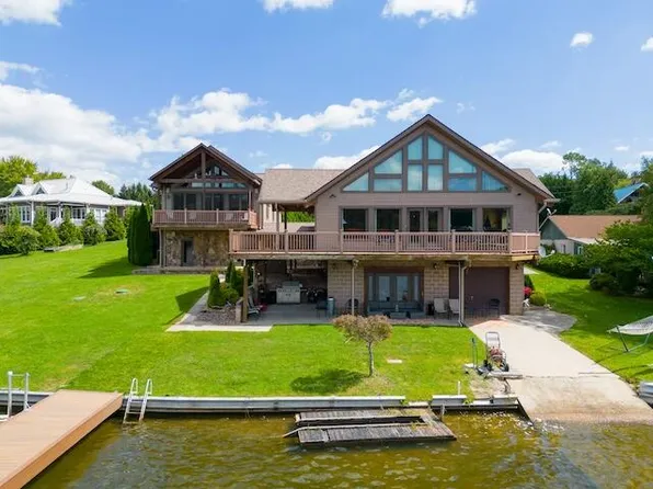 6277 Old Ferry Rd, Hiwassee, VA 24347