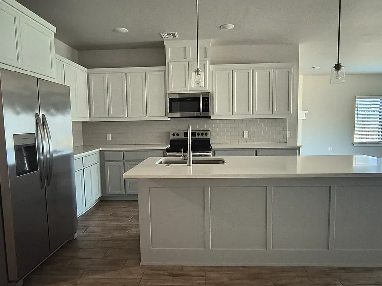 1208 La Vista Ln — Photo 4