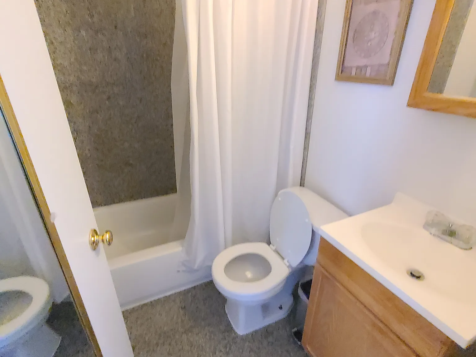 Studio, 9999 sqft, $2,400 — Photo 2