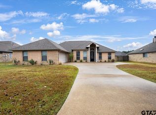 2065 Yasmeen Cir, Flint, TX 75762