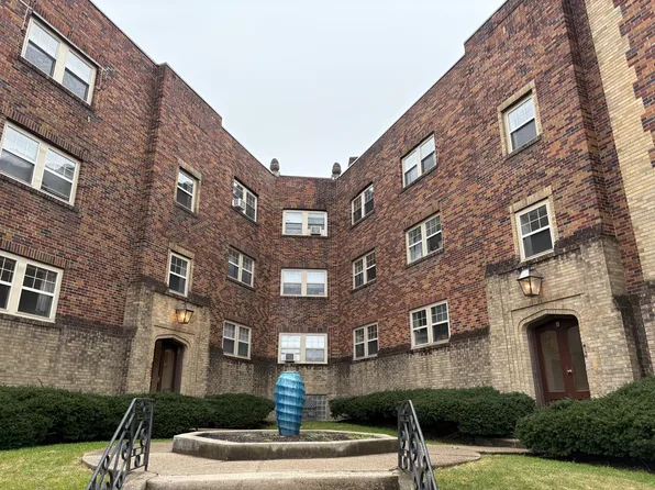 2499 Madison Rd APT 13, Cincinnati, OH 45208
