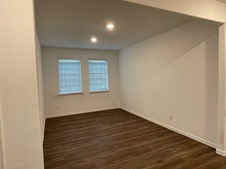 3700 Milkweed Rd — Photo 9