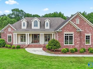 396 Worthington Ln, Guntersville, AL 35976