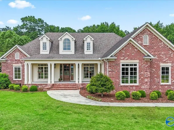 396 Worthington Ln, Guntersville, AL 35976
