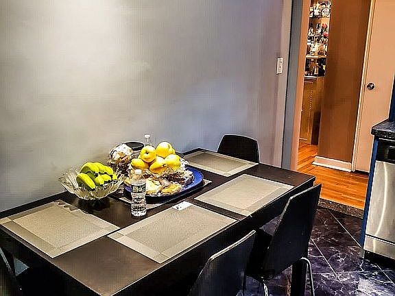 5th image of 2727 Ocean Pkwy APT B24