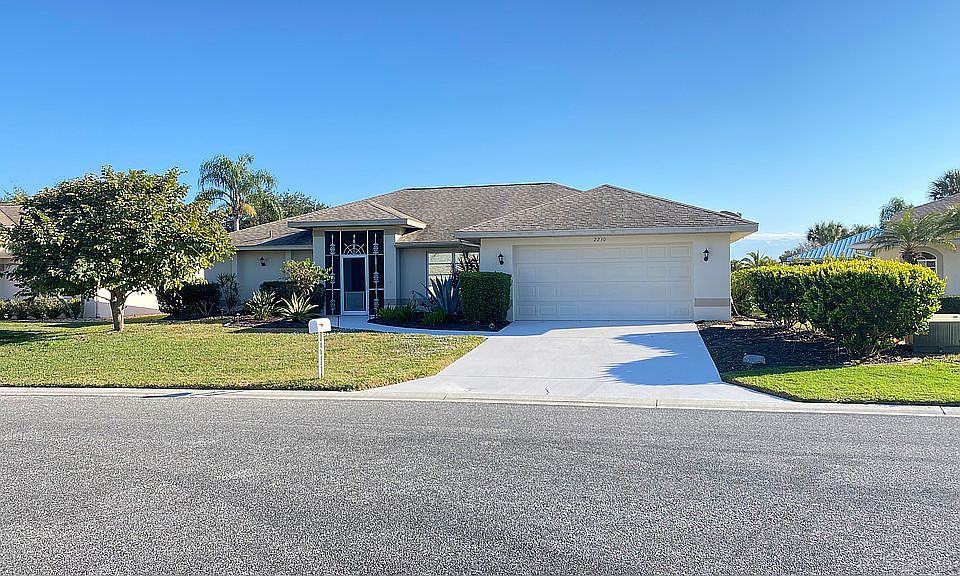 2230 E Village Cir
