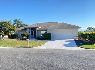 2230 E Village Cir, Venice, FL 34293