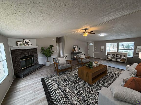 2nd image of 643 Pine Cone Rd