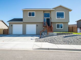 2683 Semolina Loop, East Wenatchee, WA 98802