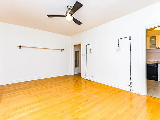 Sold by Re/Max In The City | media 14
