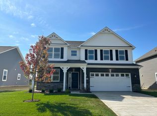 6639 Cardiff Dr, McCordsville, IN 46055