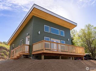 428 Castle Avenue, Winthrop, WA