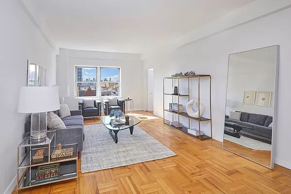 1st image of 135 Willow St APT 807