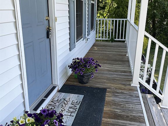 2nd image of 2 Julianna Dr