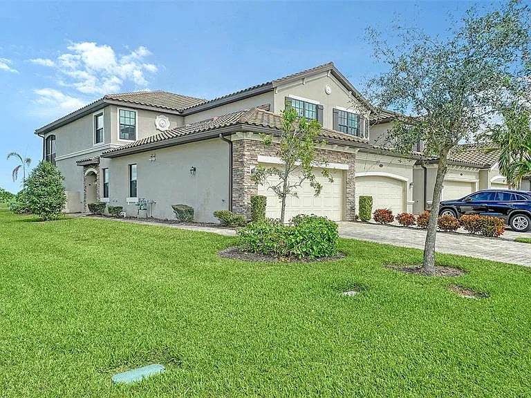 17815 Gawthrop Dr #101 — Photo 1