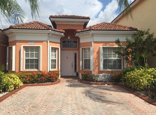 10180 SW 162nd Pl, Miami, FL 33196