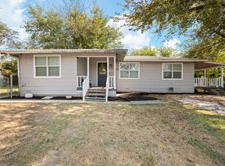 412 W Godley Ave, Godley, TX 76044
