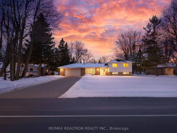 66 Lakeland Cres, Richmond Hill, ON L4E 2Z9