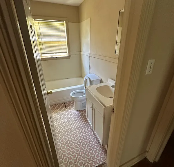 146 Arbor Hill Dr — Photo 2