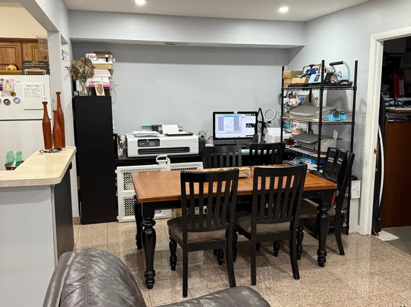 119-49 Sixth Avenue image 20 of 49