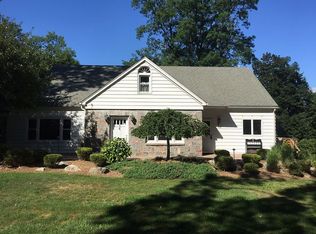 36 Oweno Rd, Mahwah, NJ 07430