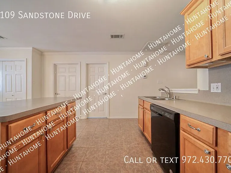 2109 Sandstone Dr — Photo 19