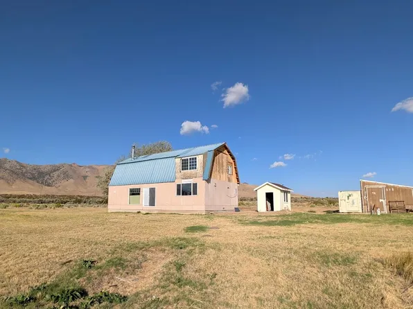439100 Erwin Ln, Doyle, CA 96109