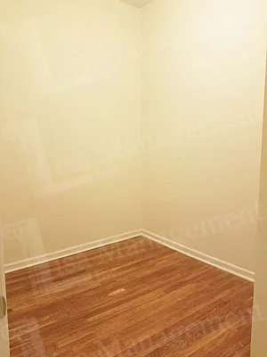 Rented by Lisa Management Inc | media 21