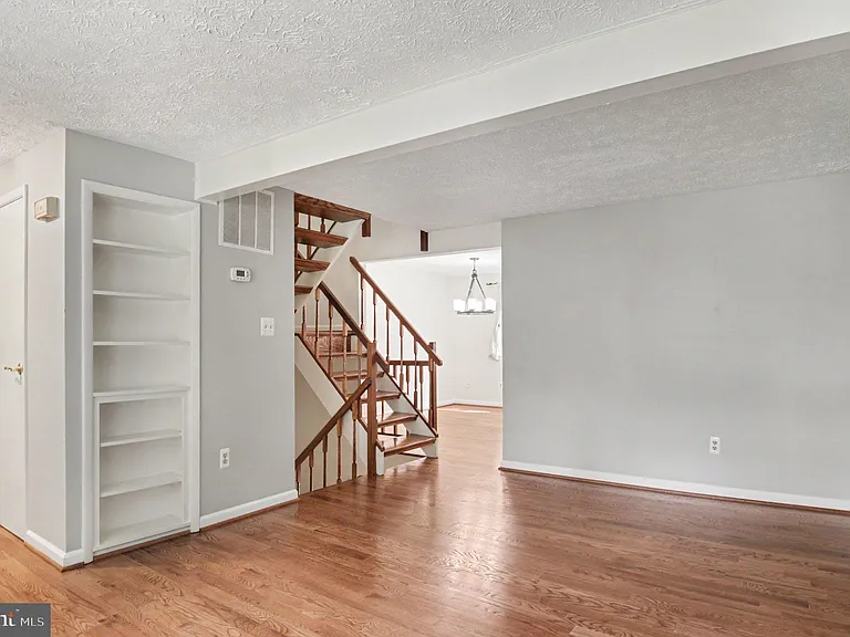 11510 Underoak Ct — Photo 8